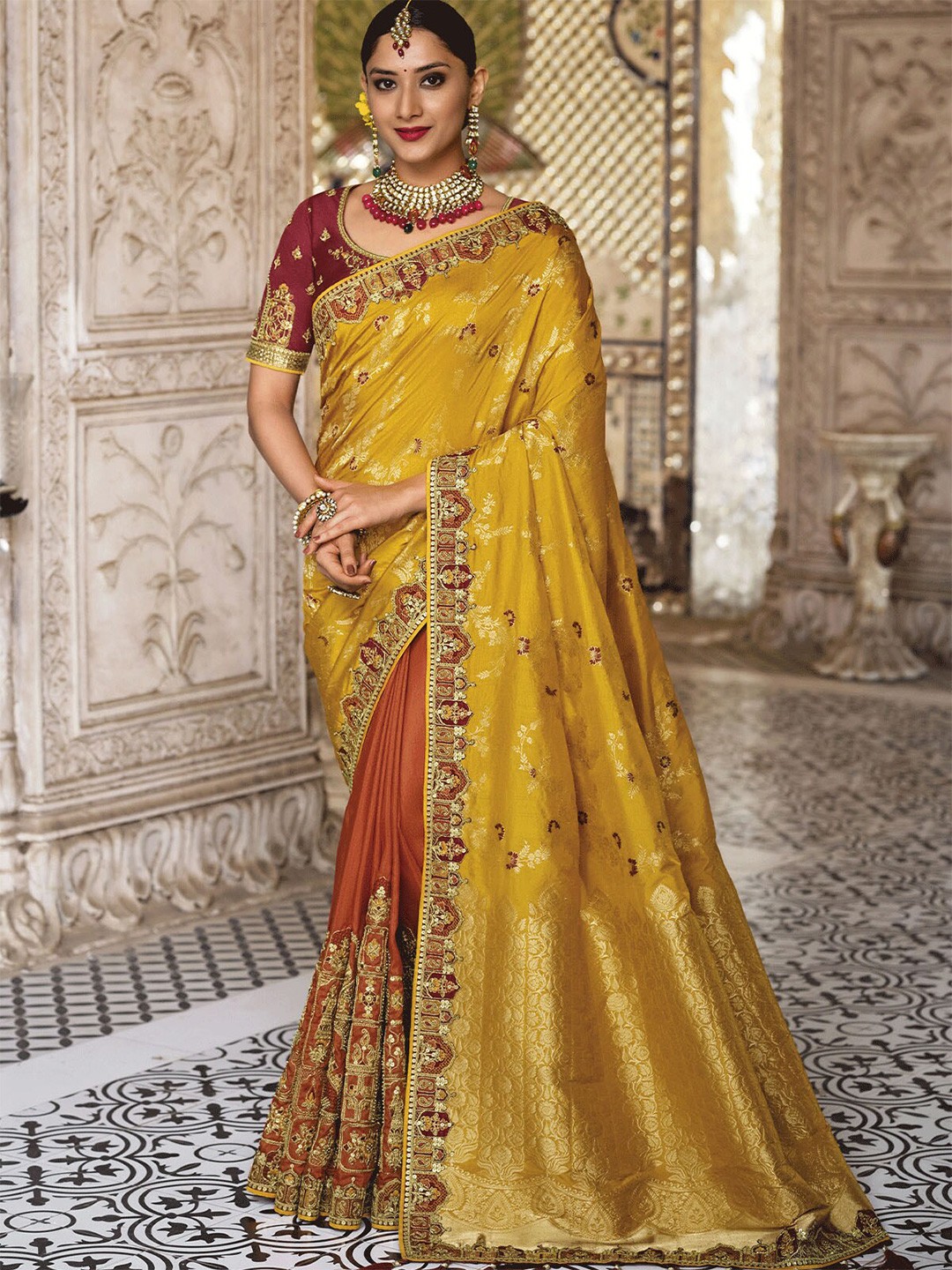 

ODETTE Brown & Gold-Toned Floral Zari Silk Blend Saree