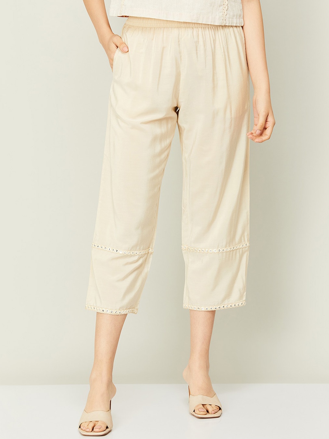 

Melange by Lifestyle Women White Slim Fit Culottes Trouser