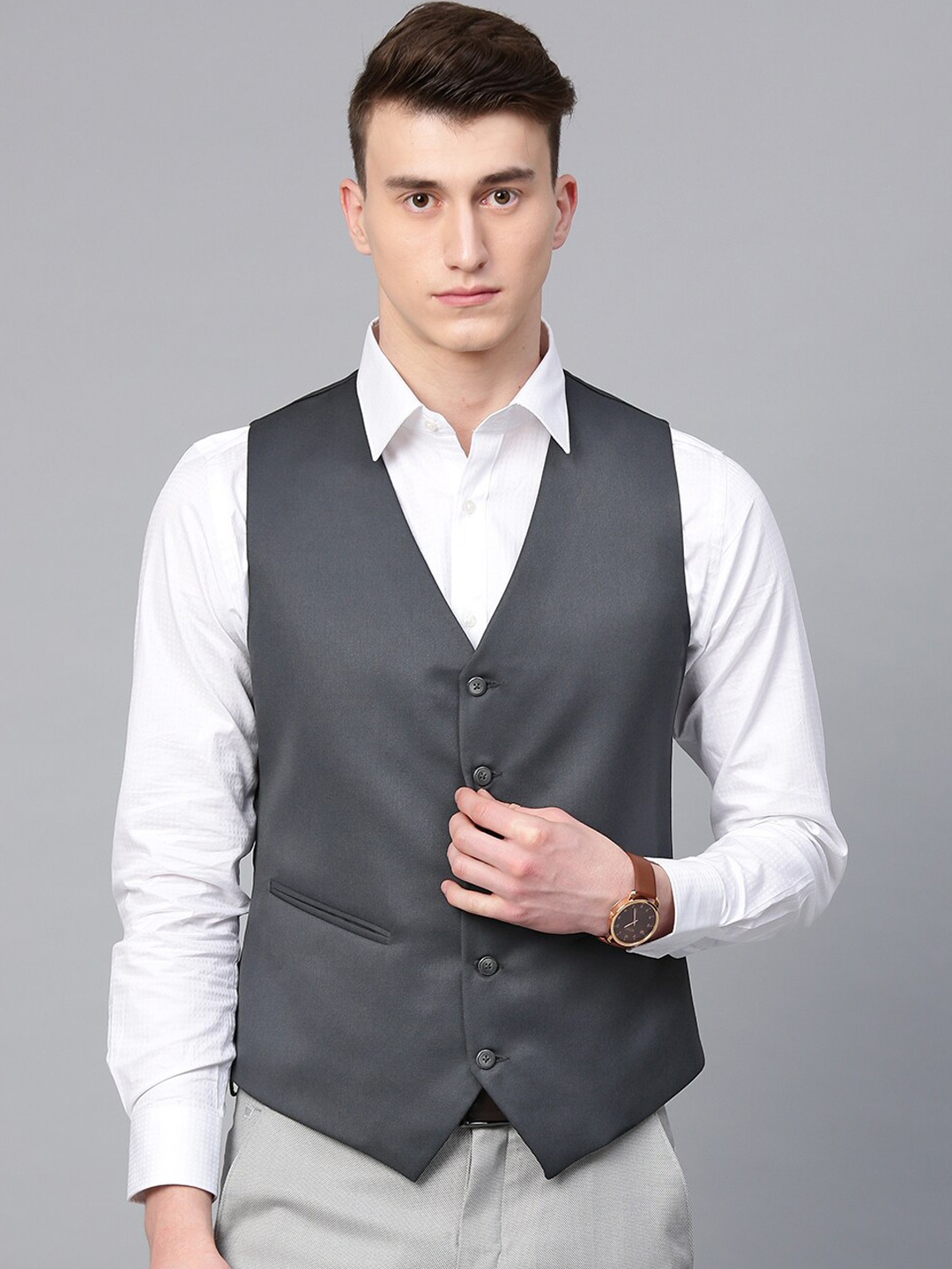 

MANQ Men Grey Solid Formal Waistcoat