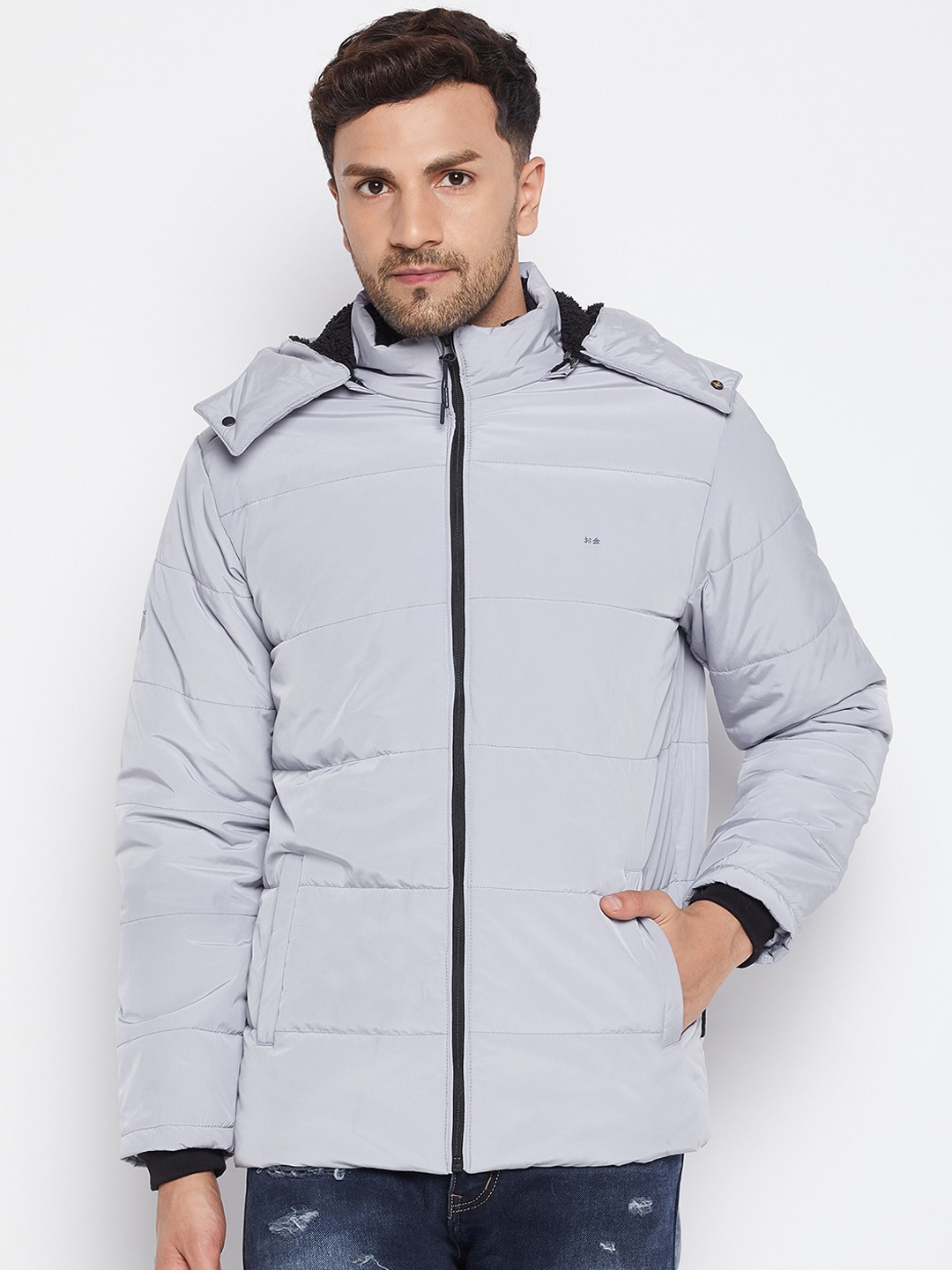 

Okane Men Grey Solid Hooded Nylon Lightweight Padded Jacket