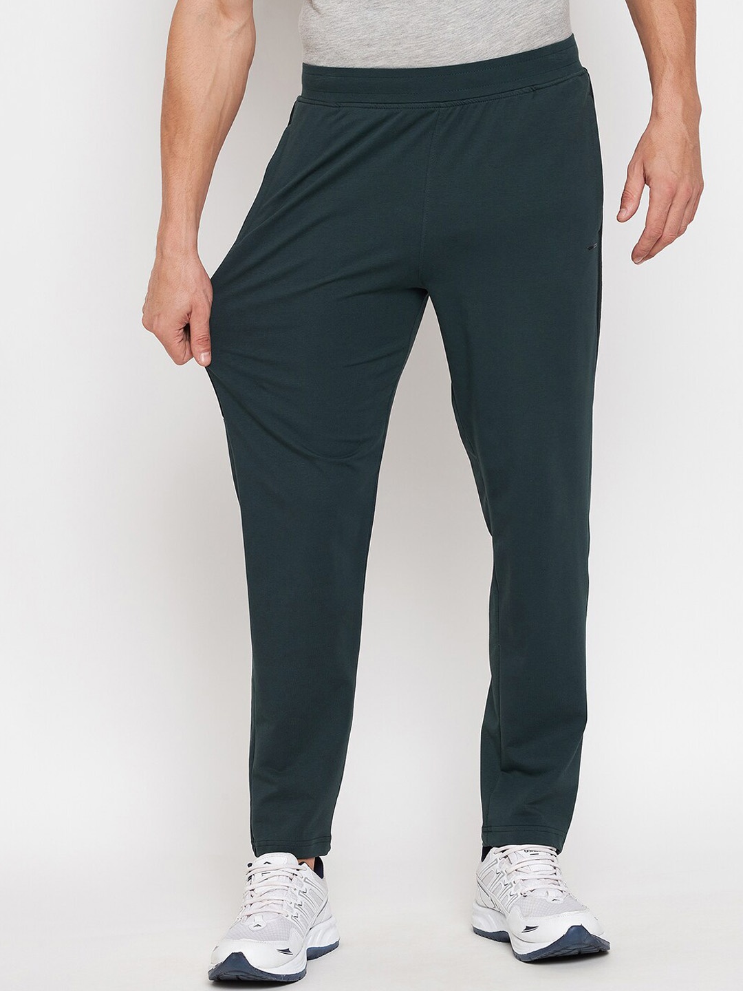 

Okane Men Green Solid Cotton Track Pants