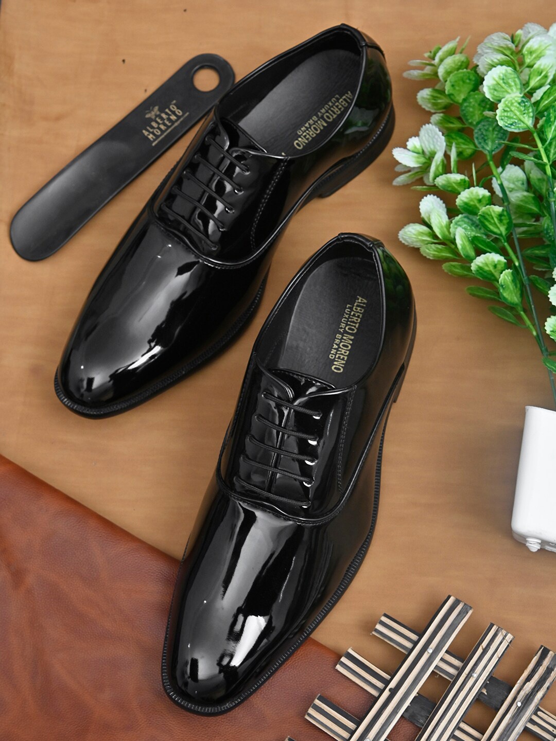

ALBERTO MORENO Men Black Solid Synthetic Formal Derbys