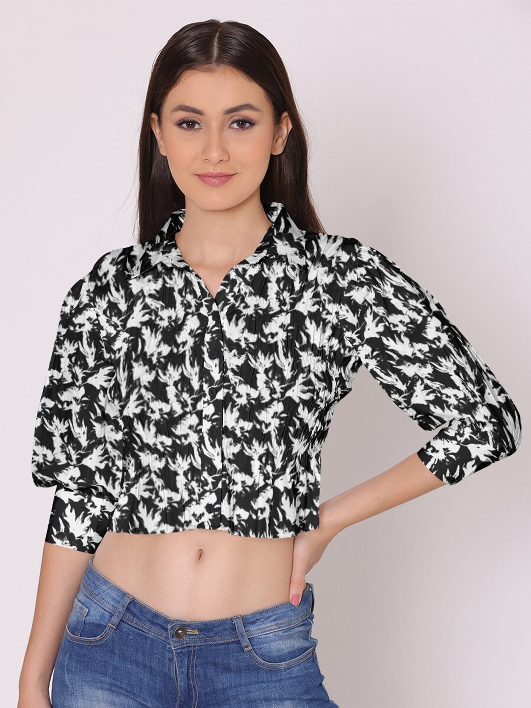 

DressBerry Women Black Animal Printed Cotton Casual Shirt