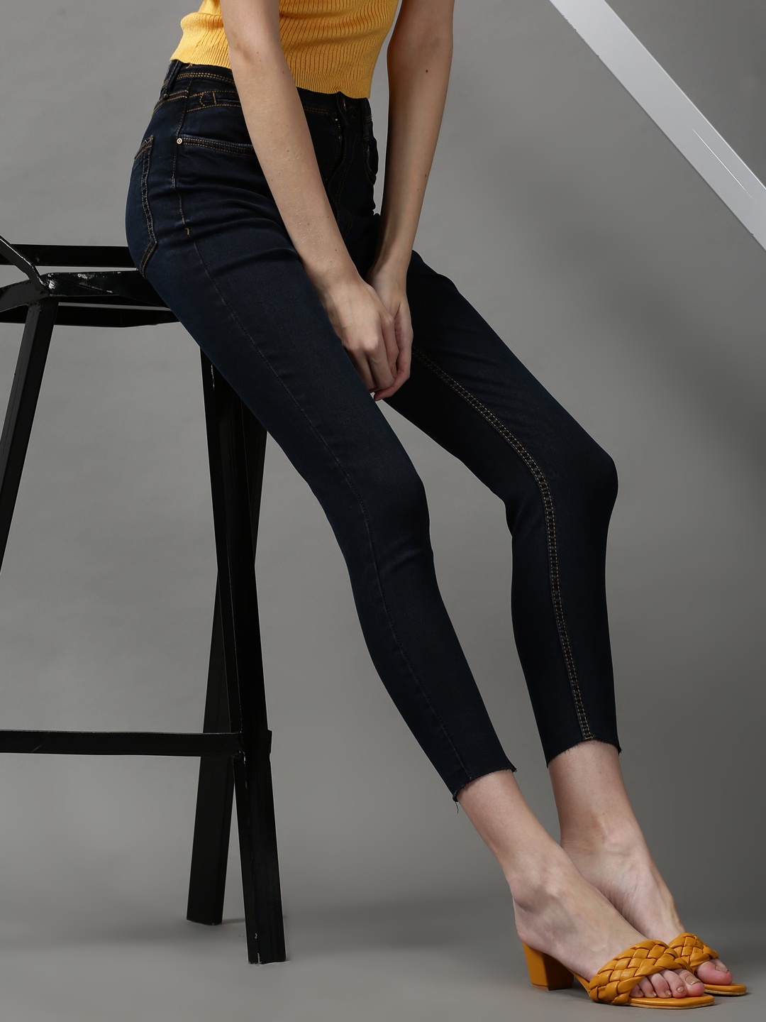 

SHOWOFF Women Navy Blue Skinny Fit Stretchable Jeans