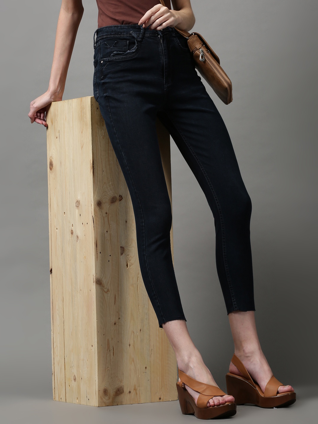 

SHOWOFF Women Navy Blue Skinny Fit Stretchable Jeans