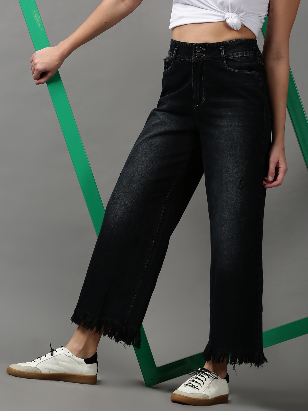 

SHOWOFF Women Black Wide Leg Mildly Distressed Light Fade Jeans