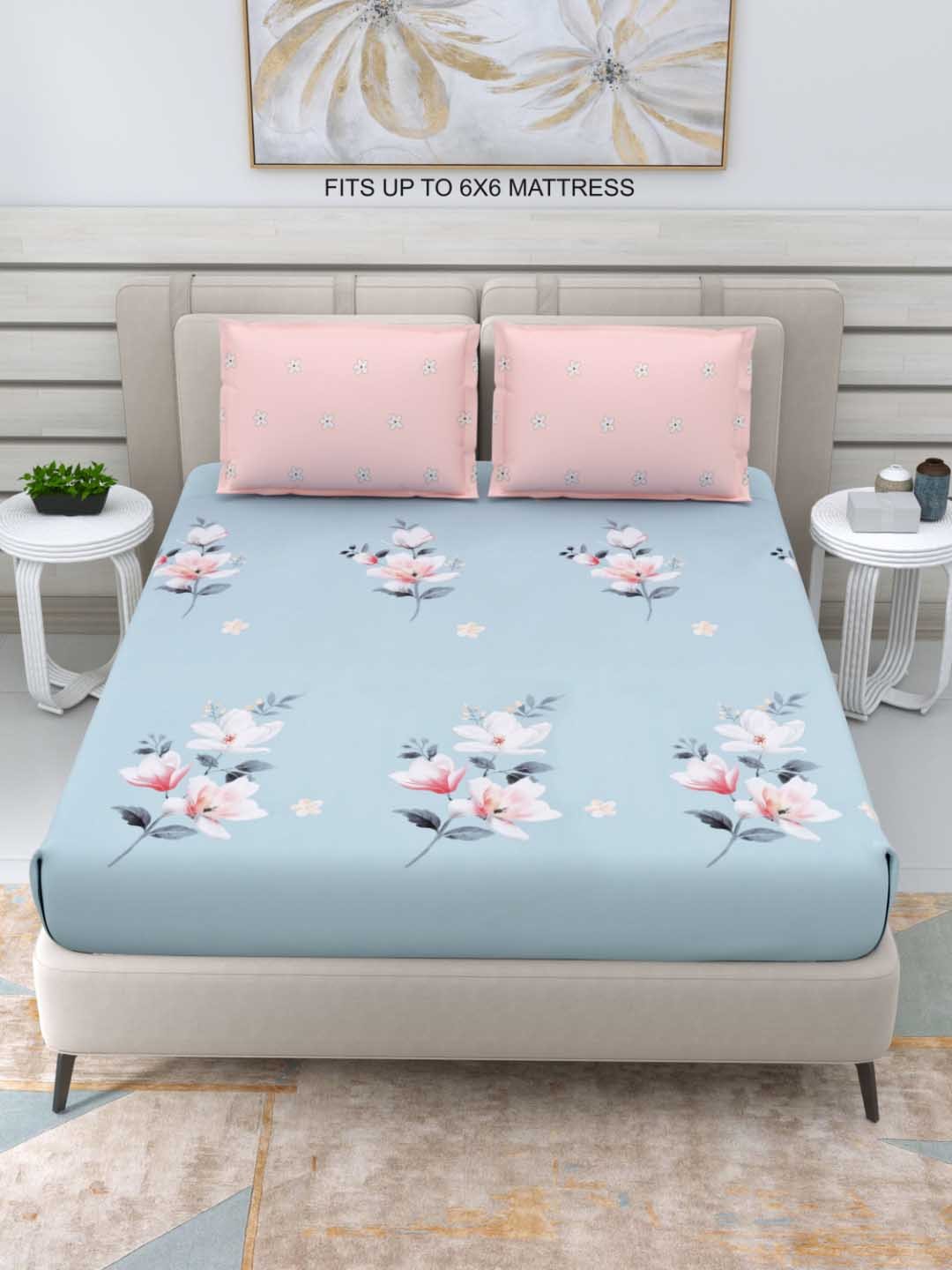 

DREAM WEAVERZ Blue & Pink Floral 220 TC King Bedsheet with 2 Pillow Covers
