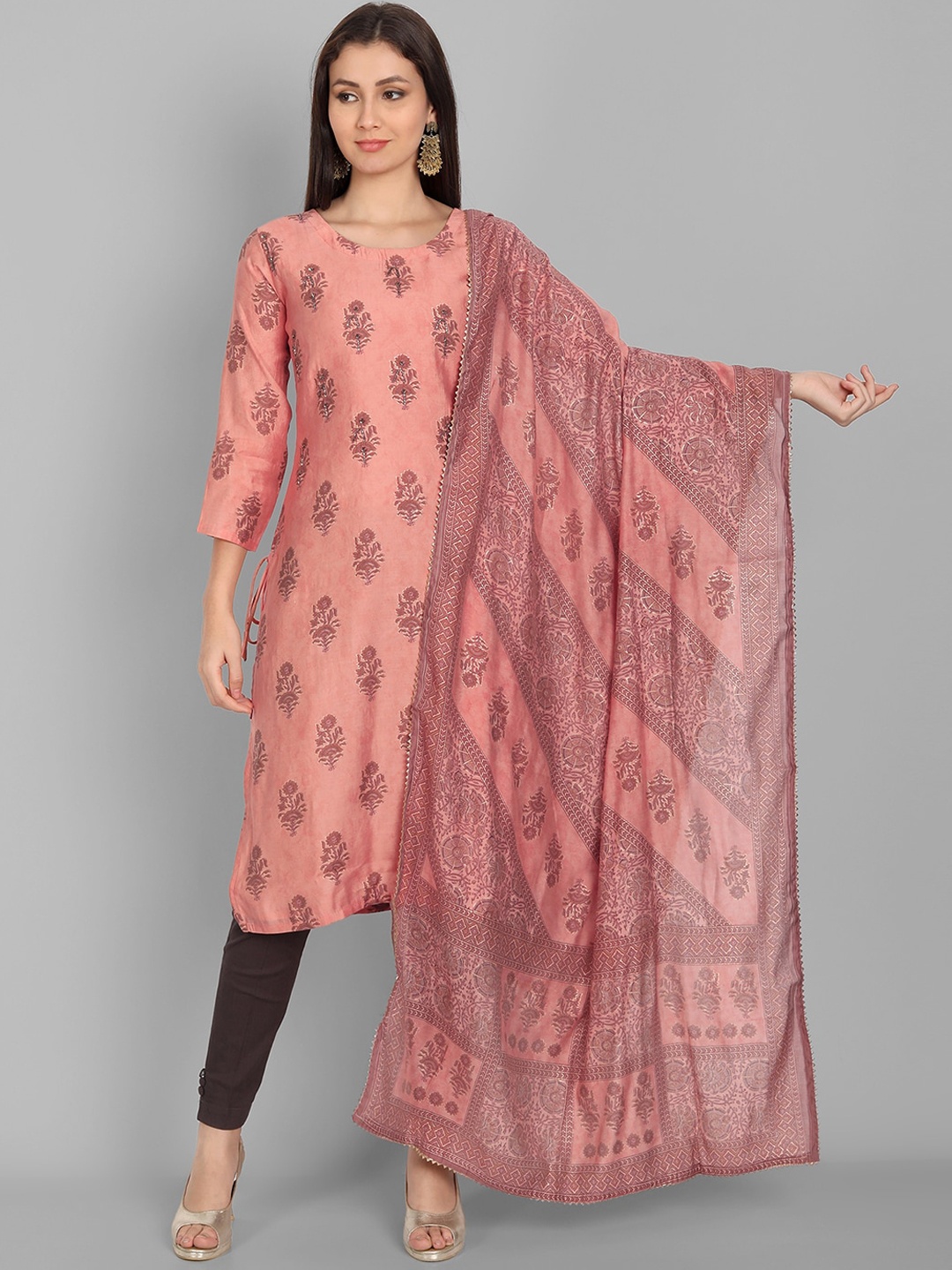 

Pakiza Women Pink Floral Embellished Kurta
