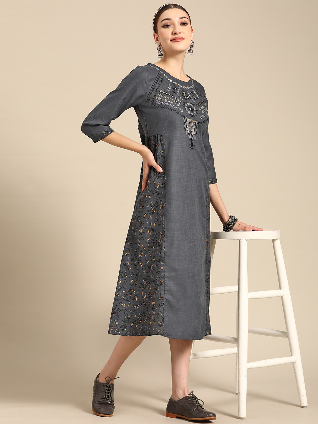 

Sangria Grey Ethnic Motifs Embroidered Cotton A-Line Midi Ethnic Dress