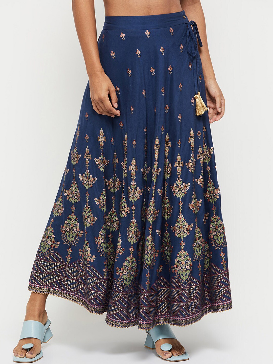 

max Women Blue Printed maxi skirts