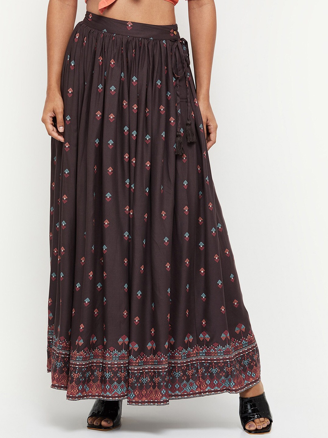 

max Women Brown Printed Flared Maxi Skirt