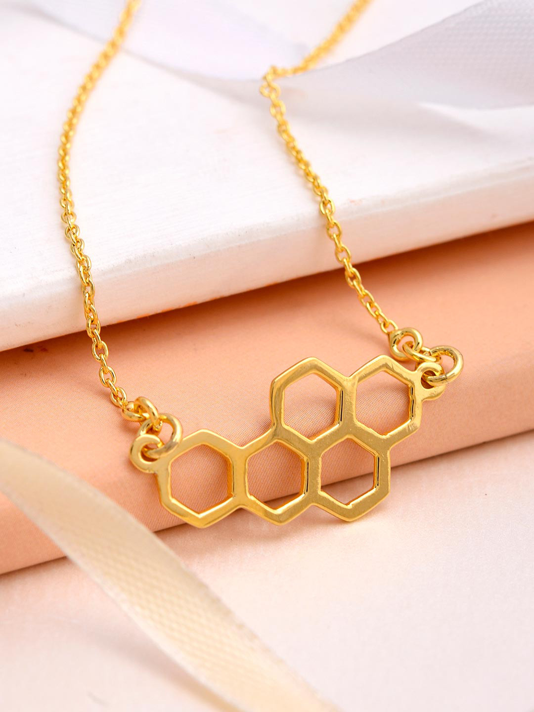 

Tistabene Women 18K Gold-Plated & Toned Maze Pendant With Chain