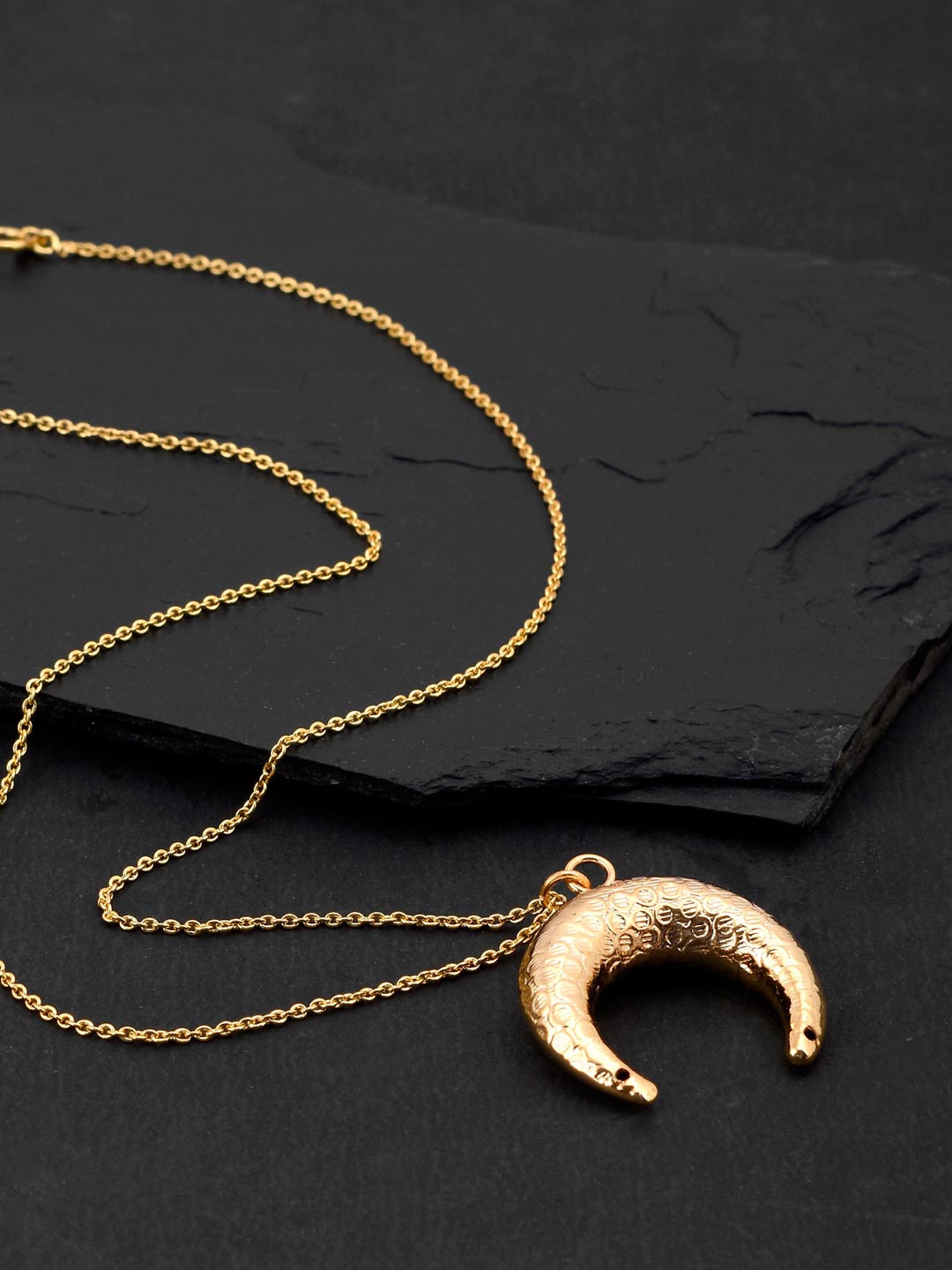 

Tistabene Gold-Plated Crescent Pendant With Chain