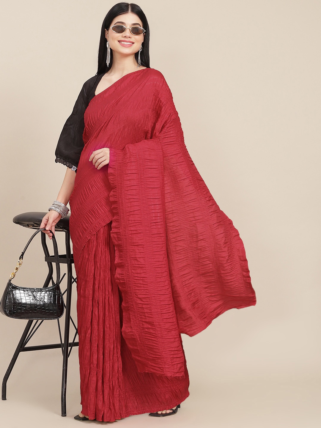 

Tikhi Imli Red Solid Saree