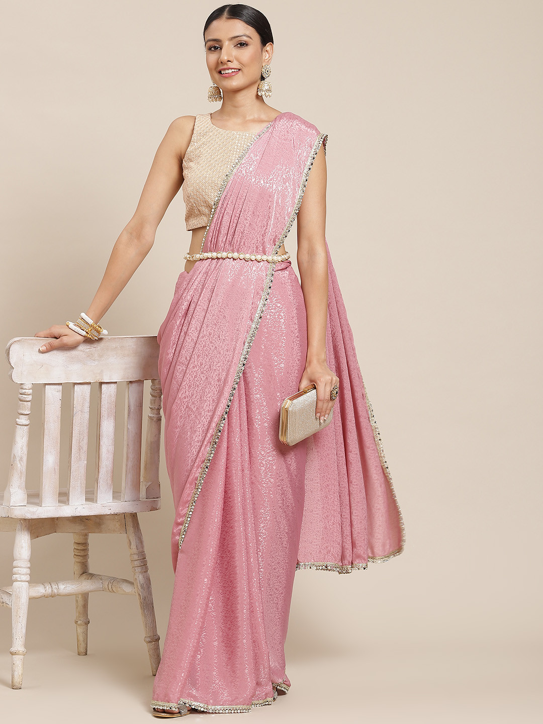

Tikhi Imli Pink Ethnic Motifs Print Saree