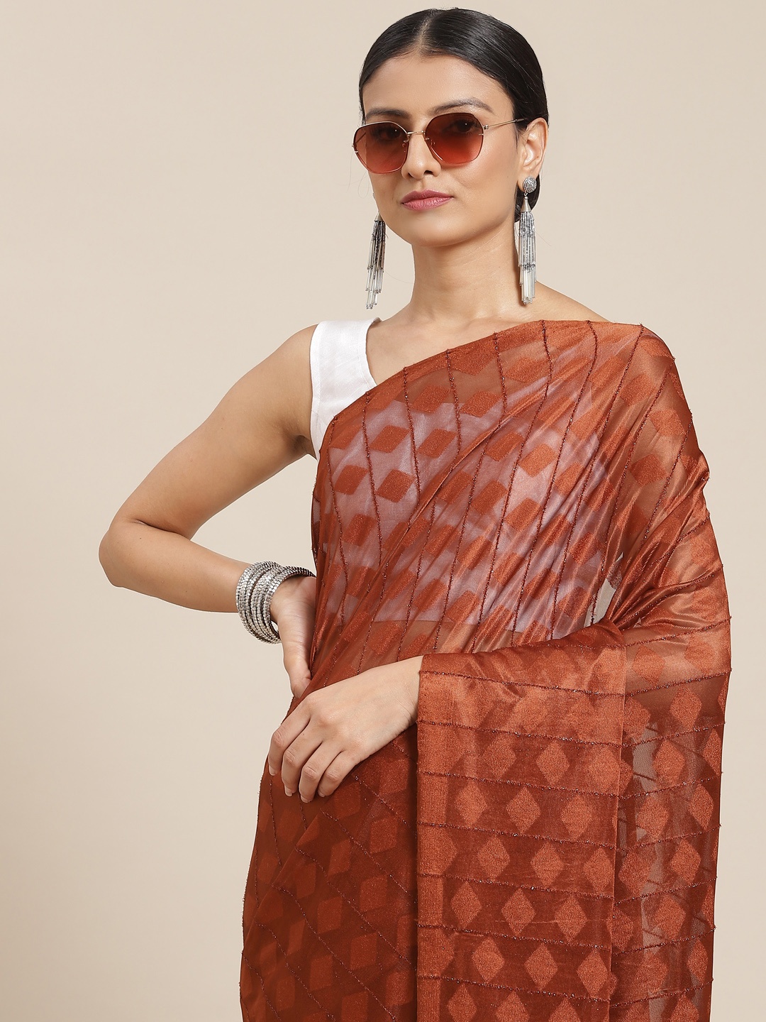 

Tikhi Imli Women Rust Red Woven Design Jacquard Saree