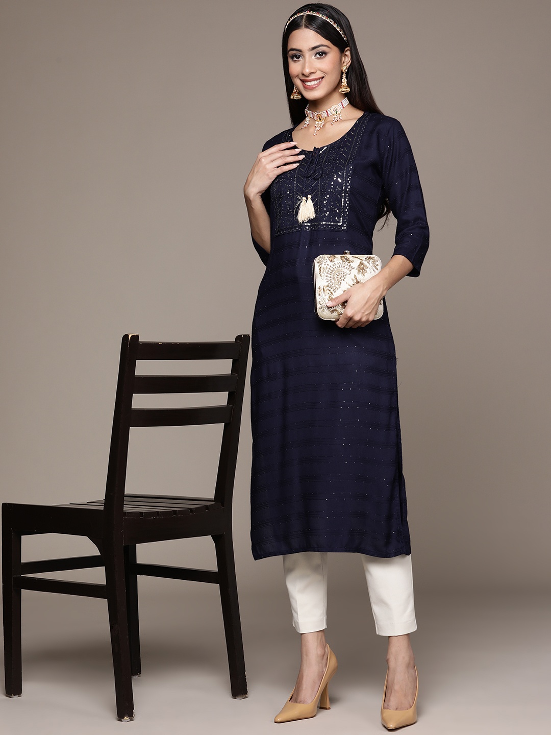 

ZIYAA Women Navy Blue Embroidered Kurta