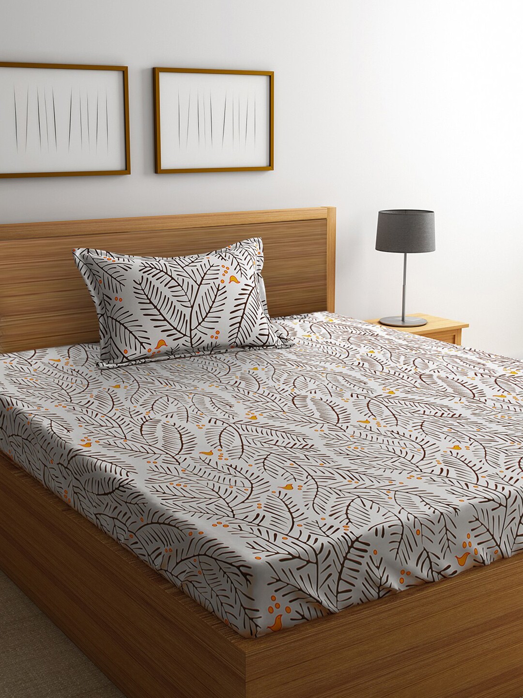 

URBAN DREAM White & Black 210 TC Single Bedsheet with 1 Pillow Covers