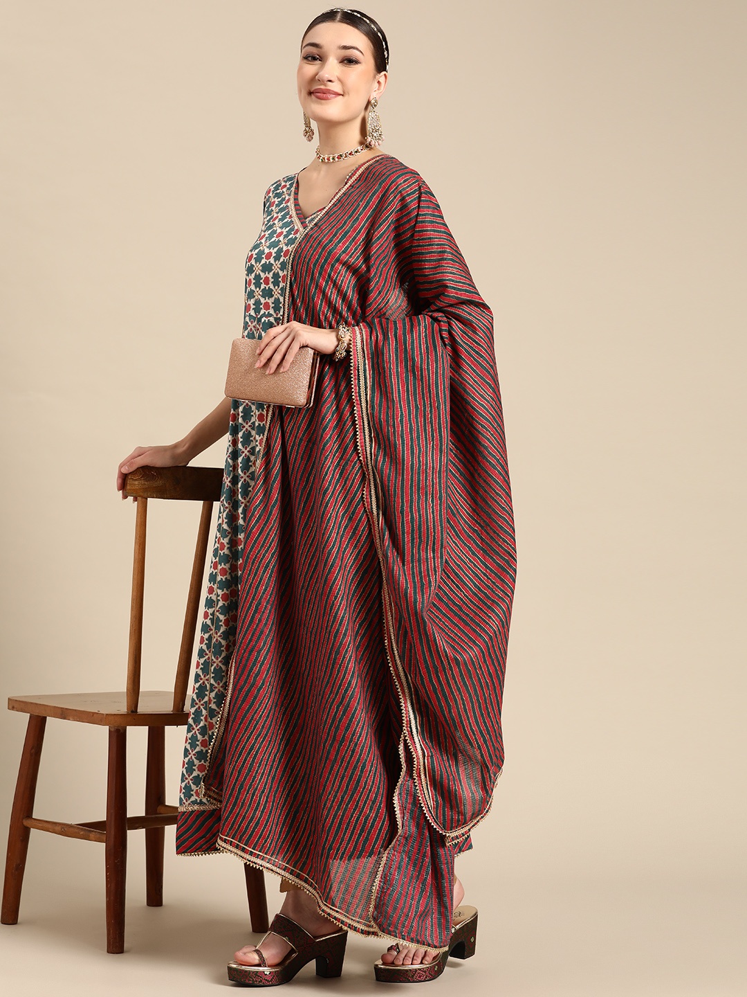 

Sangria Women White & Teal Green Ethnic Motifs Printed Angrakha Kurta & Dupatta