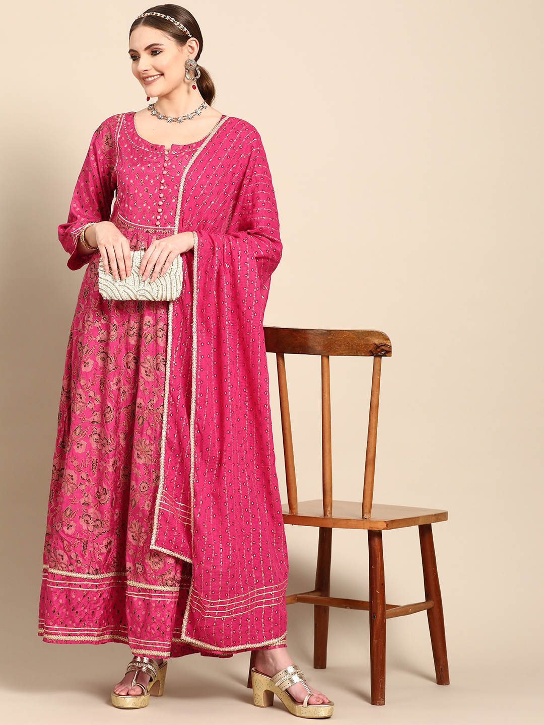

Sangria Women Magenta & Golden Ethnic Motifs Printed Anarkali Kurta