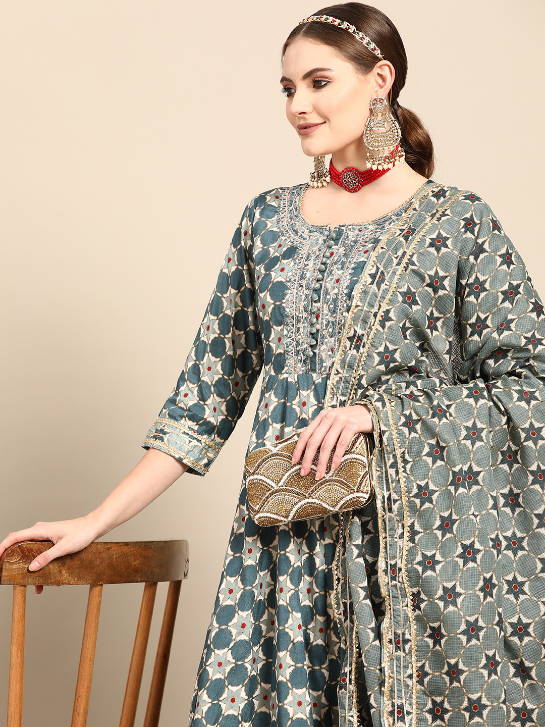 

Sangria Women Grey & Teal Blue Floral Printed Mirror Work Anarkali Kurta & Dupatta