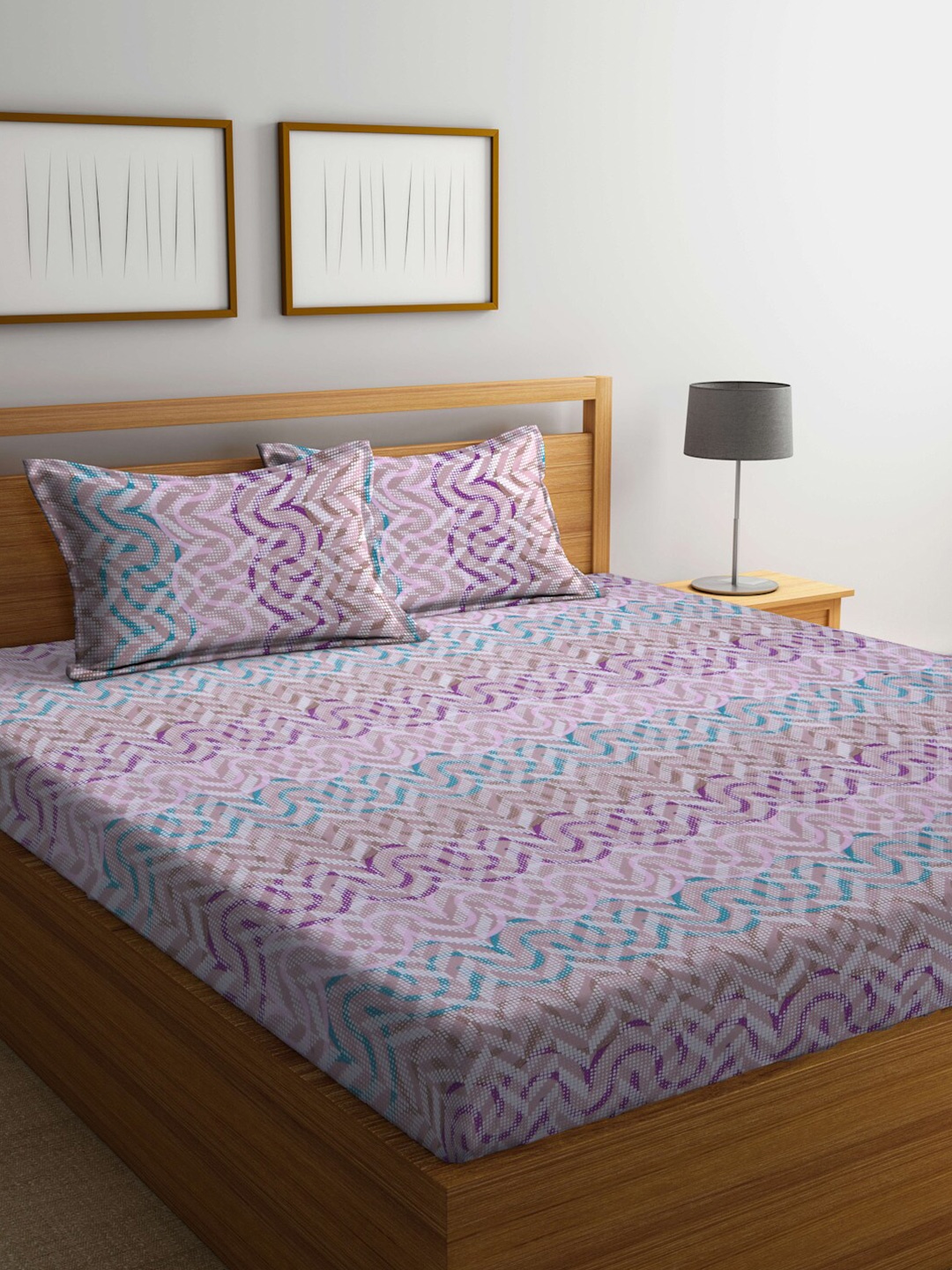 

BOMBAY DYEING Purple & Blue 120 TC Queen Bedsheet with 2 Pillow Covers