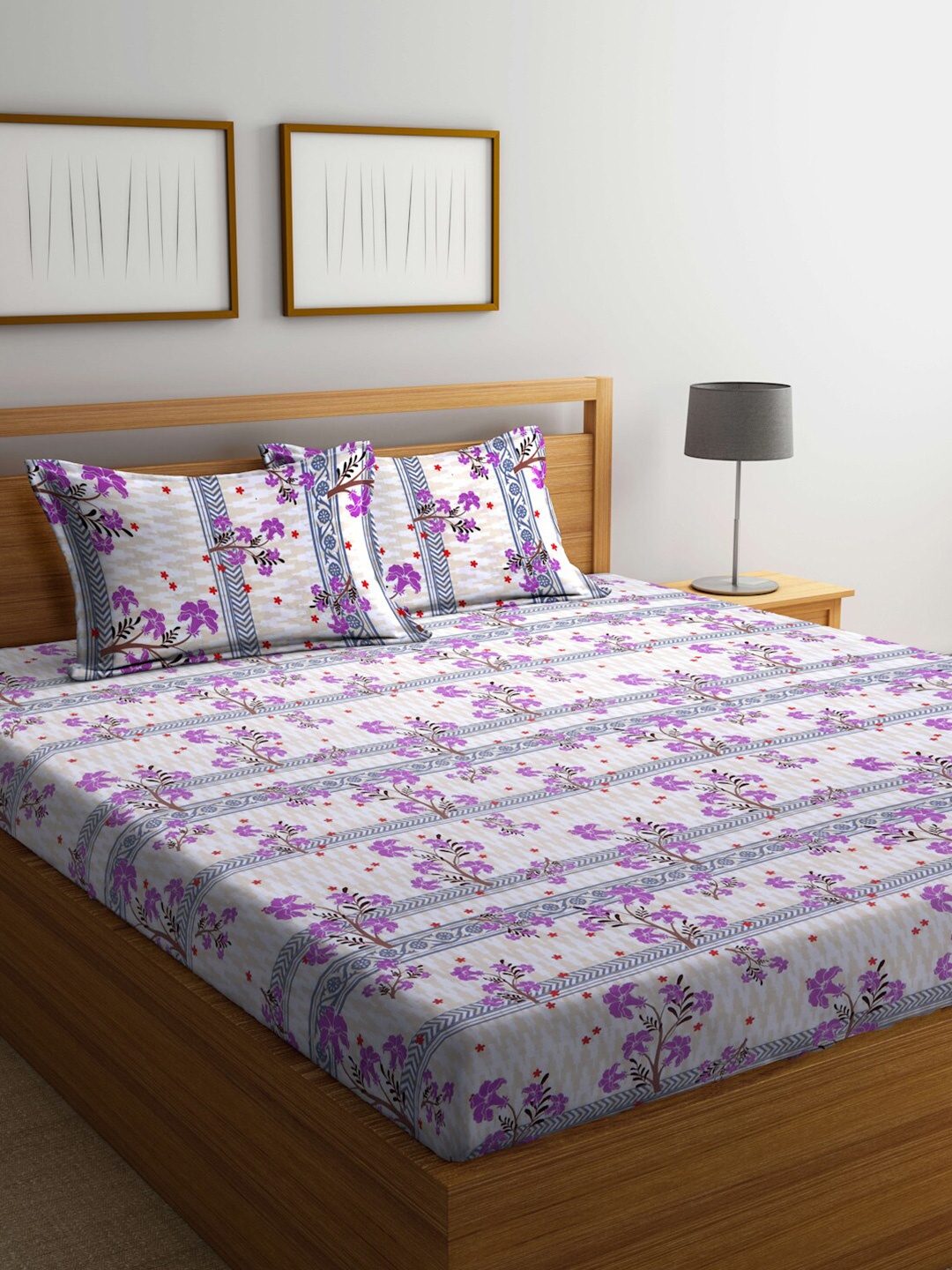 

BOMBAY DYEING Purple & White Printed 120 TC Cotton Queen Bedsheet with 2 Pillow Covers
