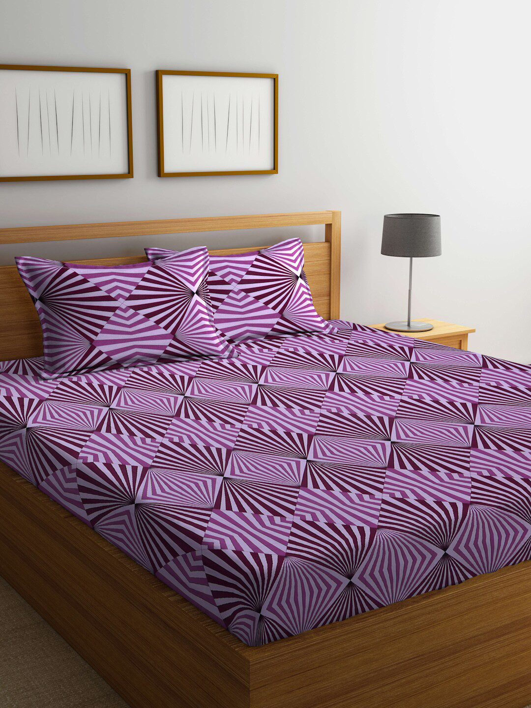 

BOMBAY DYEING Purple & White 120 TC Cotton Queen Bedsheet with 2 Pillow Covers