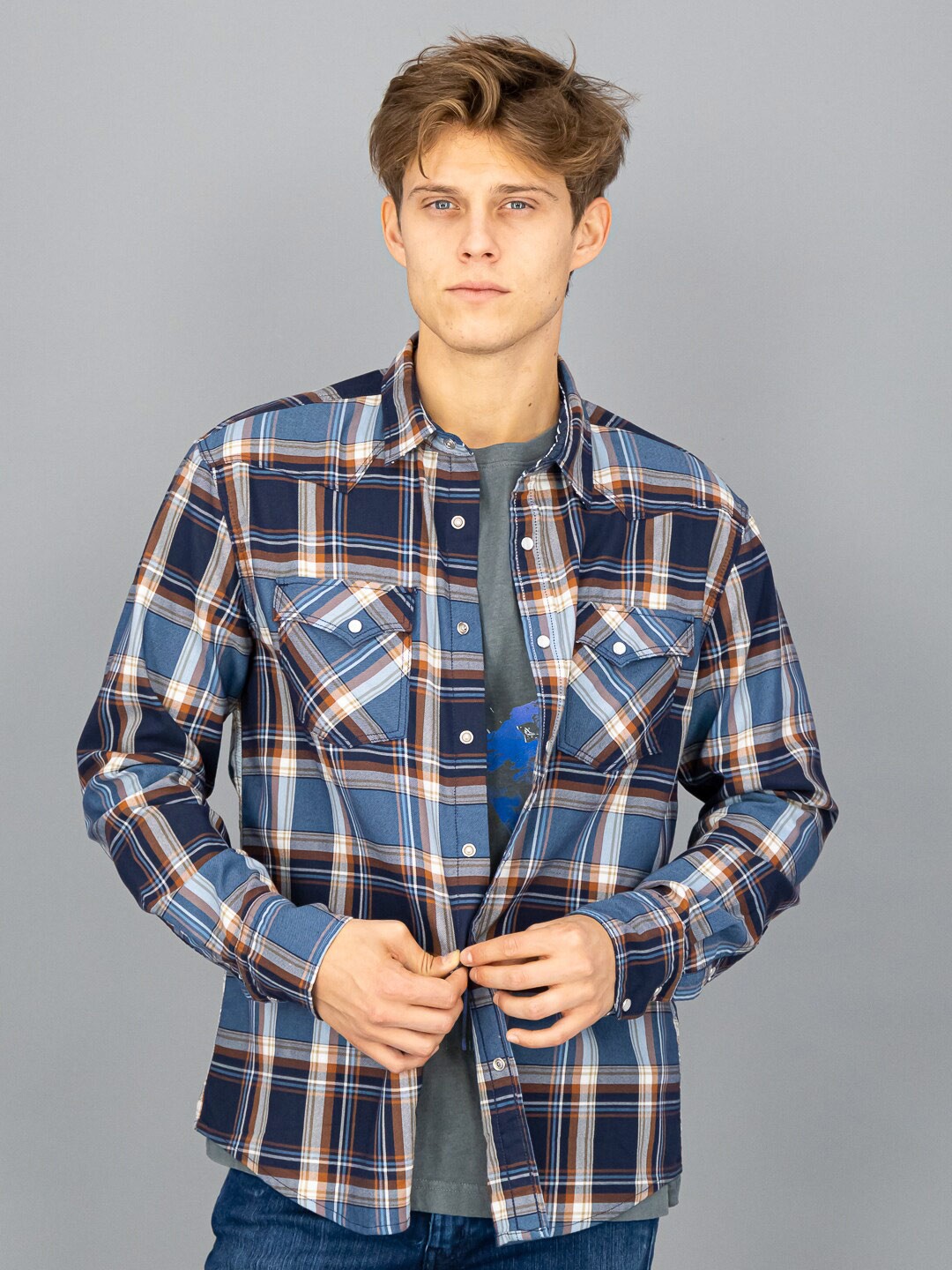

FREESOUL Men Blue Slim Fit Tartan Checks Checked Casual Shirt
