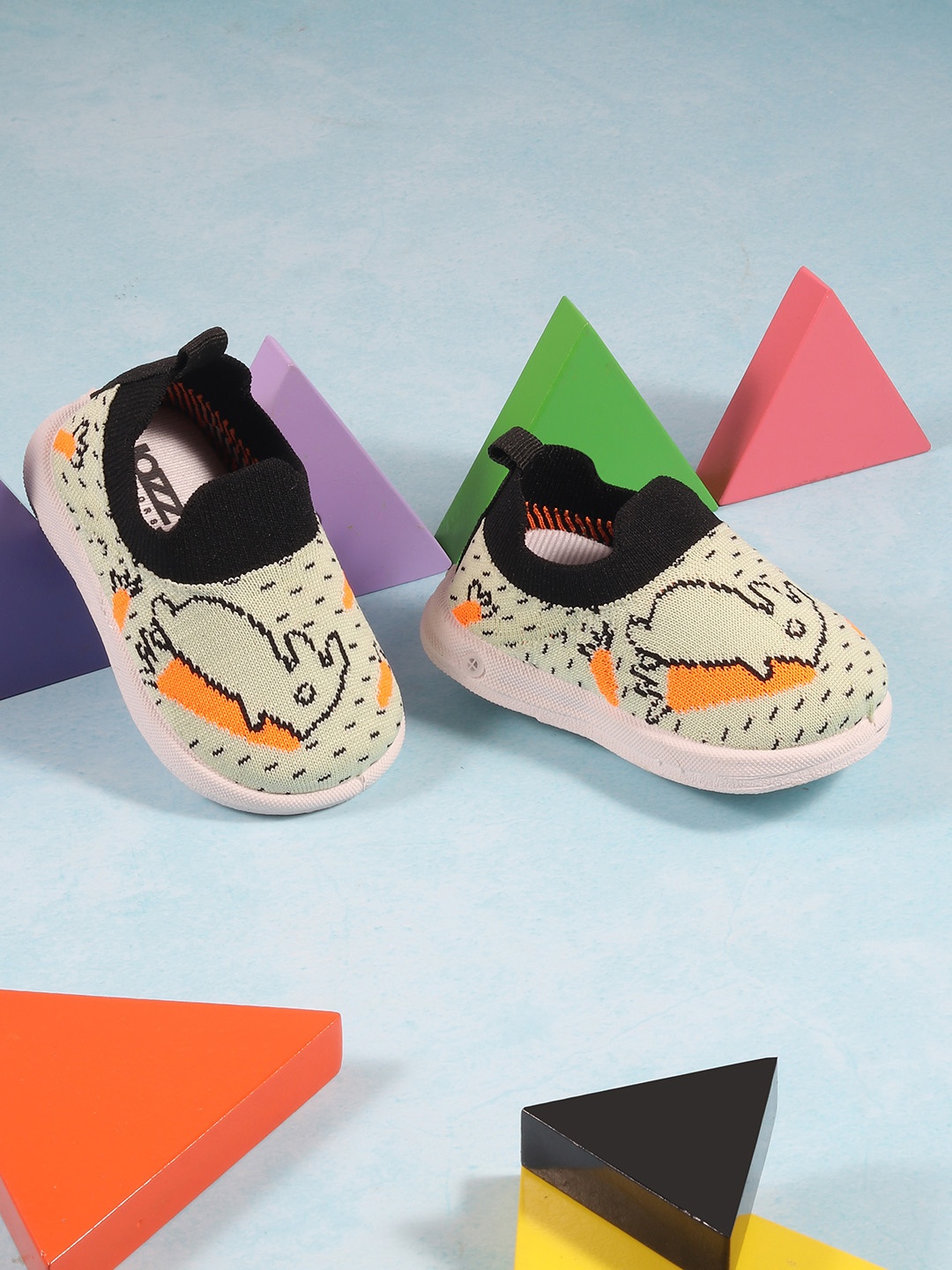 

Jazzy Juniors Unisex Kids Green Printed Slip-On Sneakers