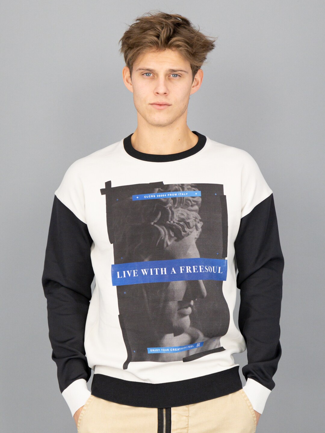 

FREESOUL Men Off White Printed Sweatshirt
