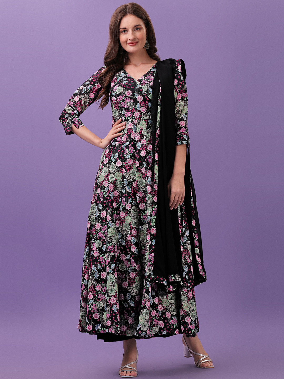 

ASPORA Women Black Floral Printed Cotton Angrakha Kurta with Palazzos & Dupatta
