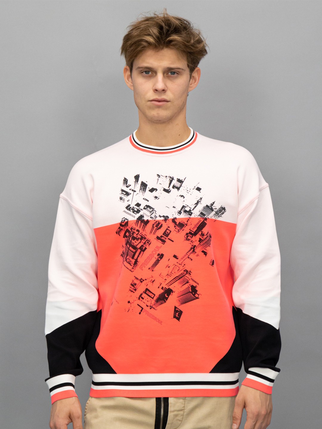 

FREESOUL Men Off-White and Coral Colorblocked Printed Sweatshirt