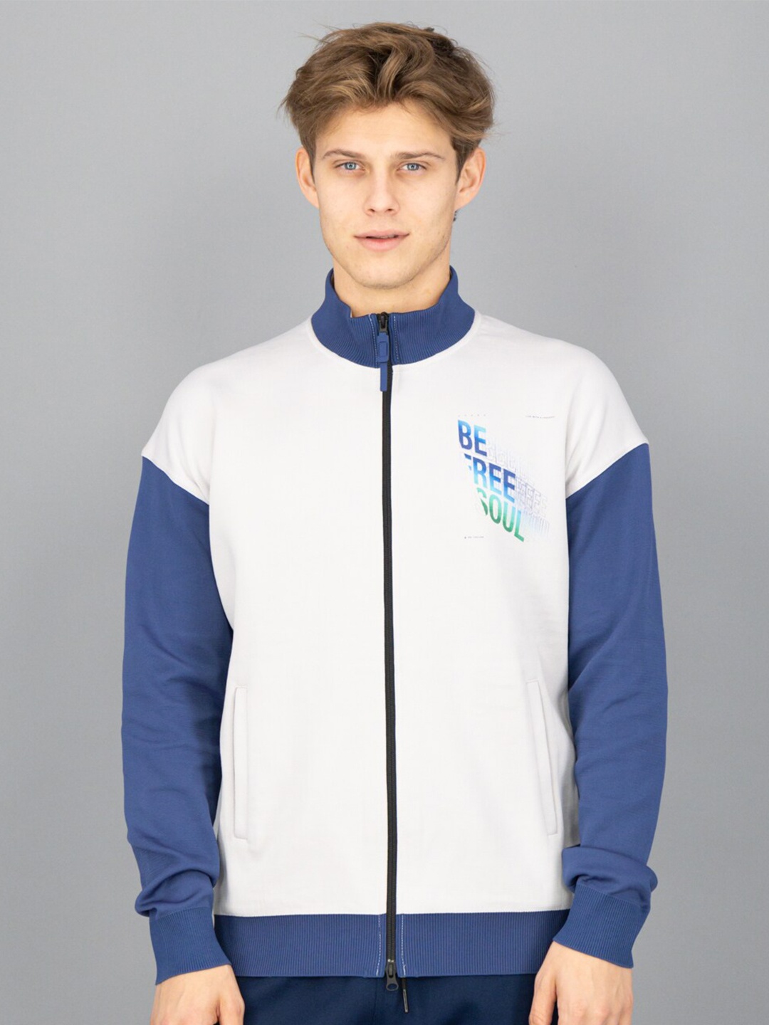 

FREESOUL Men Off White & Blue Mock collar Sweatshirt
