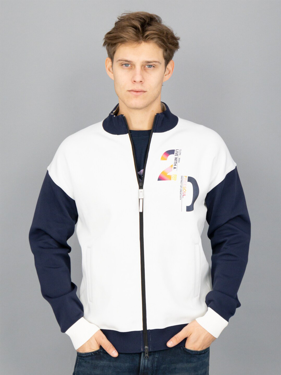 

FREESOUL Men White Colourblocked Sweatshirt