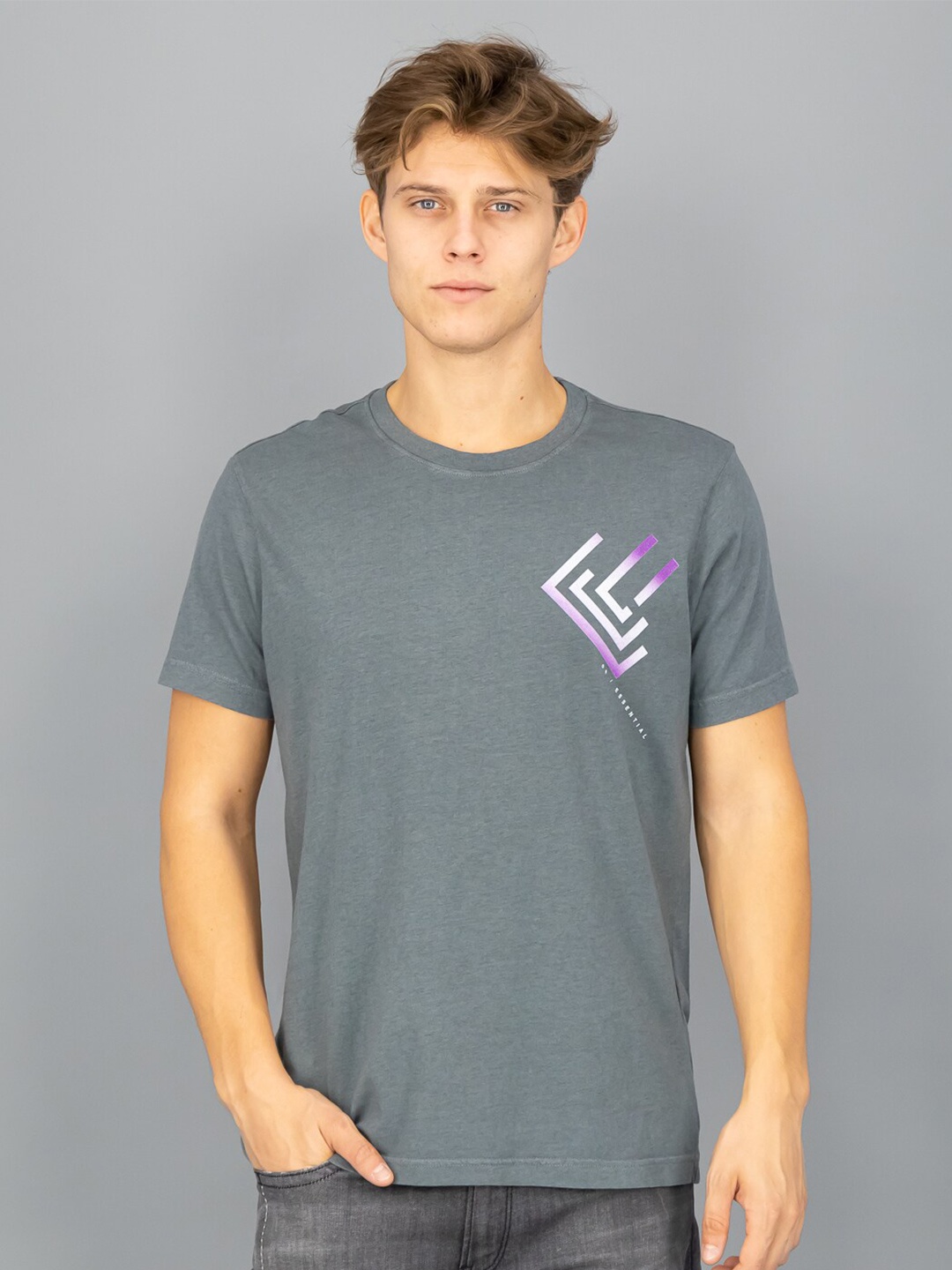 

FREESOUL Men Grey Printed T-shirt
