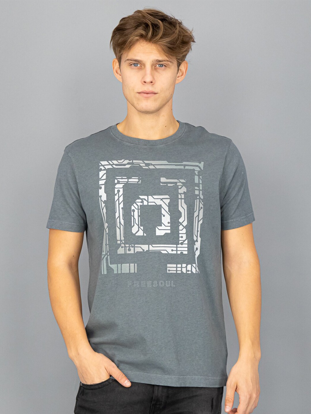 

FREESOUL Men Grey Printed T-shirt