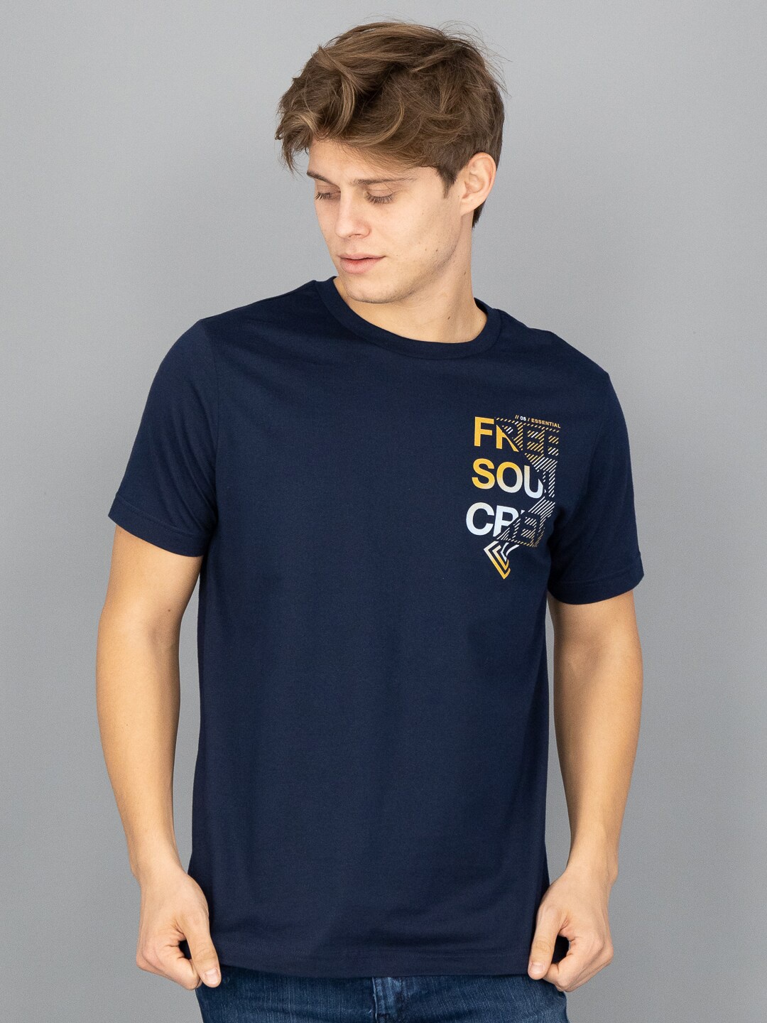 

FREESOUL Men Navy Blue Typography Printed Pure Cotton T-shirt