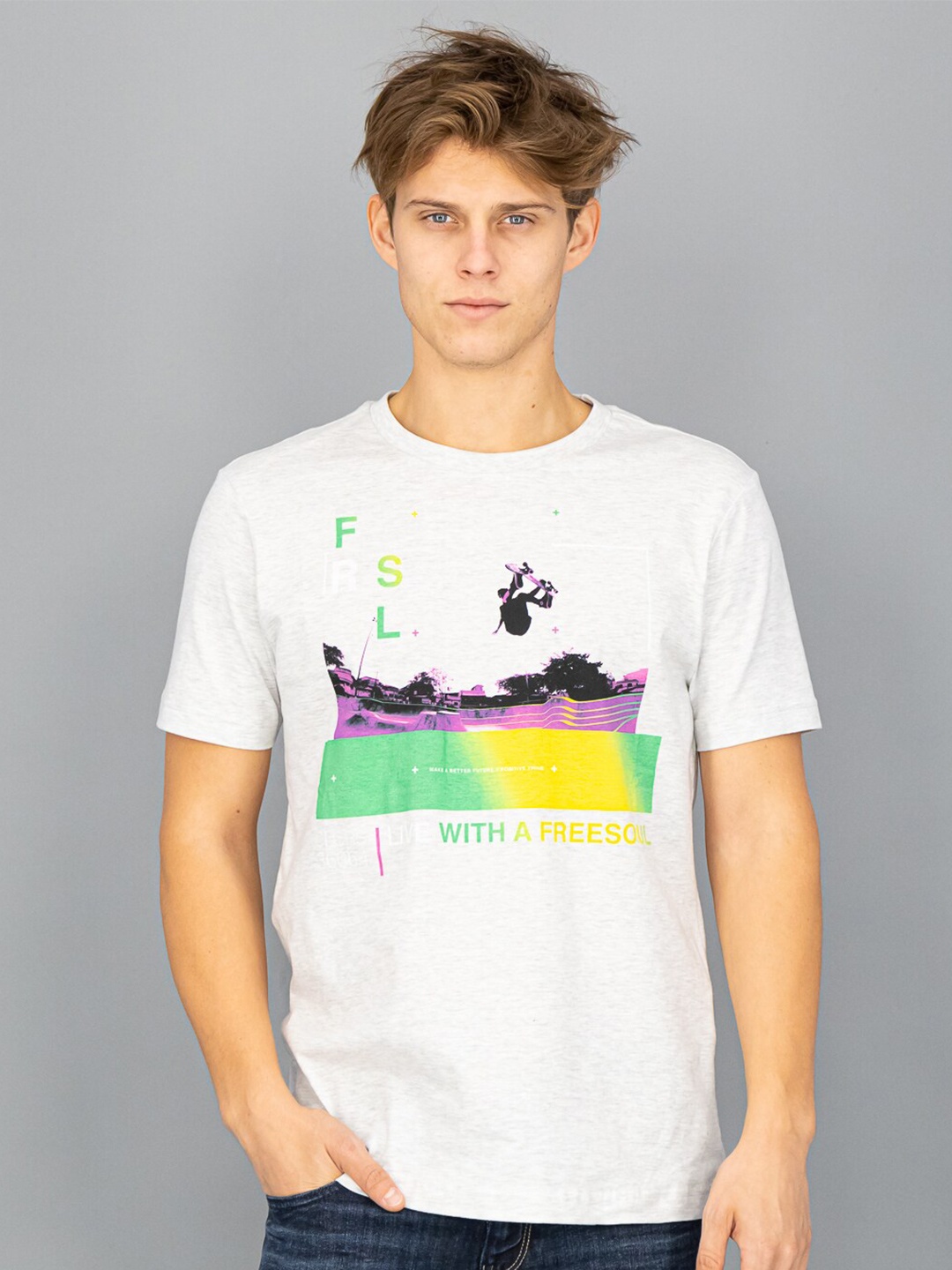 

FREESOUL Men Off White Printed T-shirt