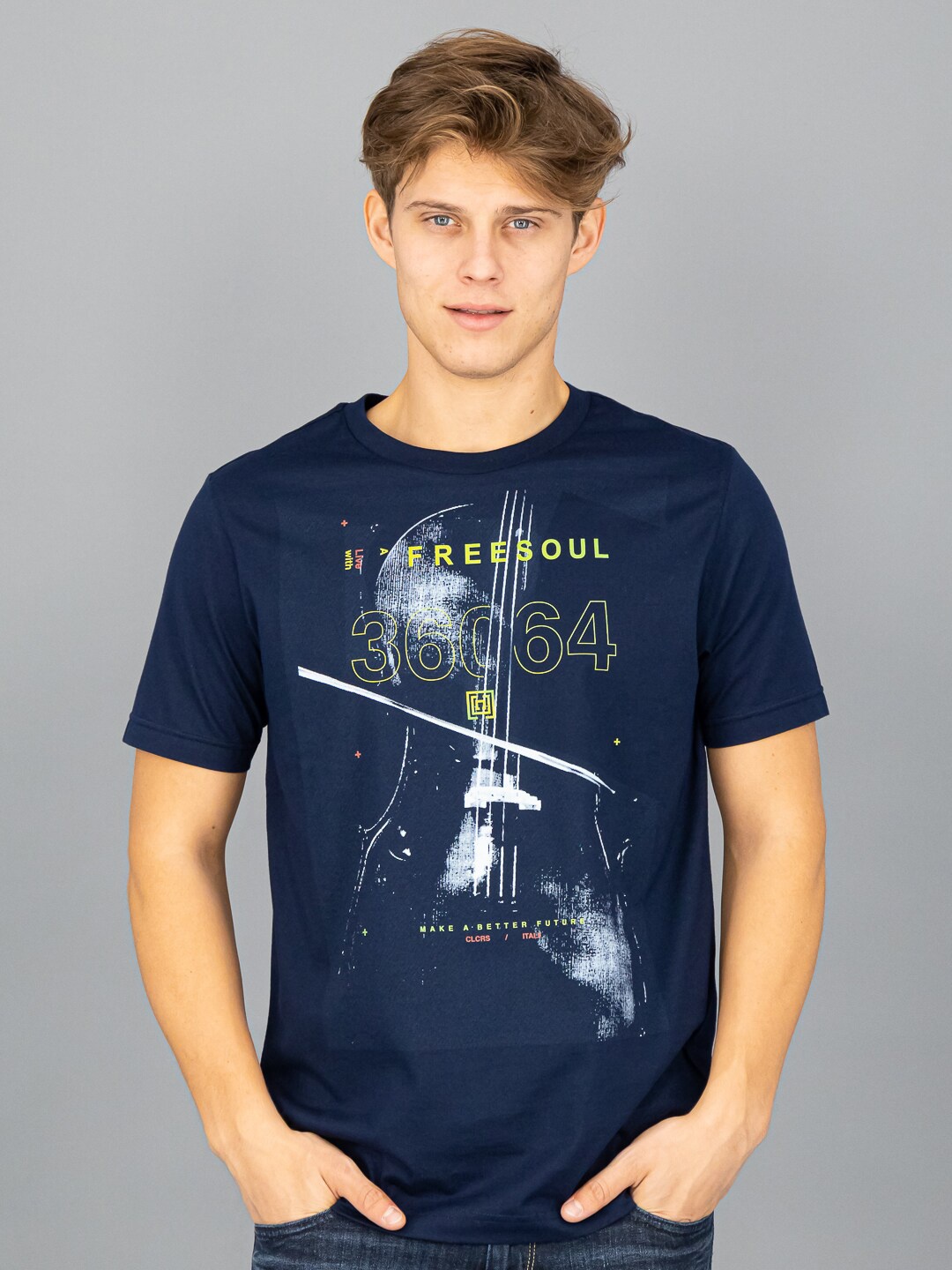

FREESOUL Men Blue Printed Raw Edge T-shirt