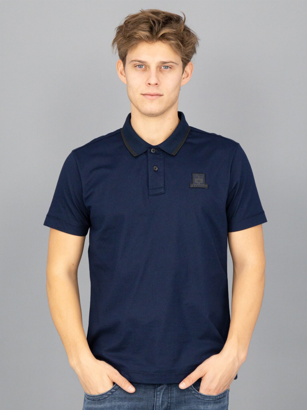 

FREESOUL Men Navy Blue Polo Collar Applique Cotton T-shirt