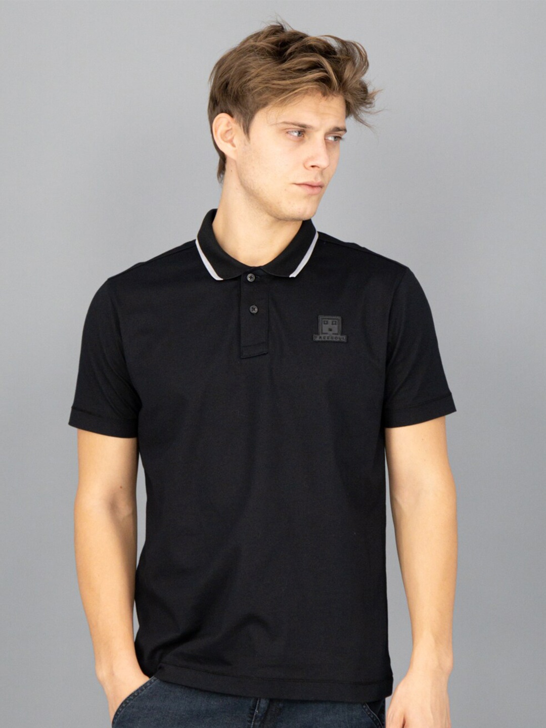 

FREESOUL Men Black Polo Collar Applique Cotton T-shirt