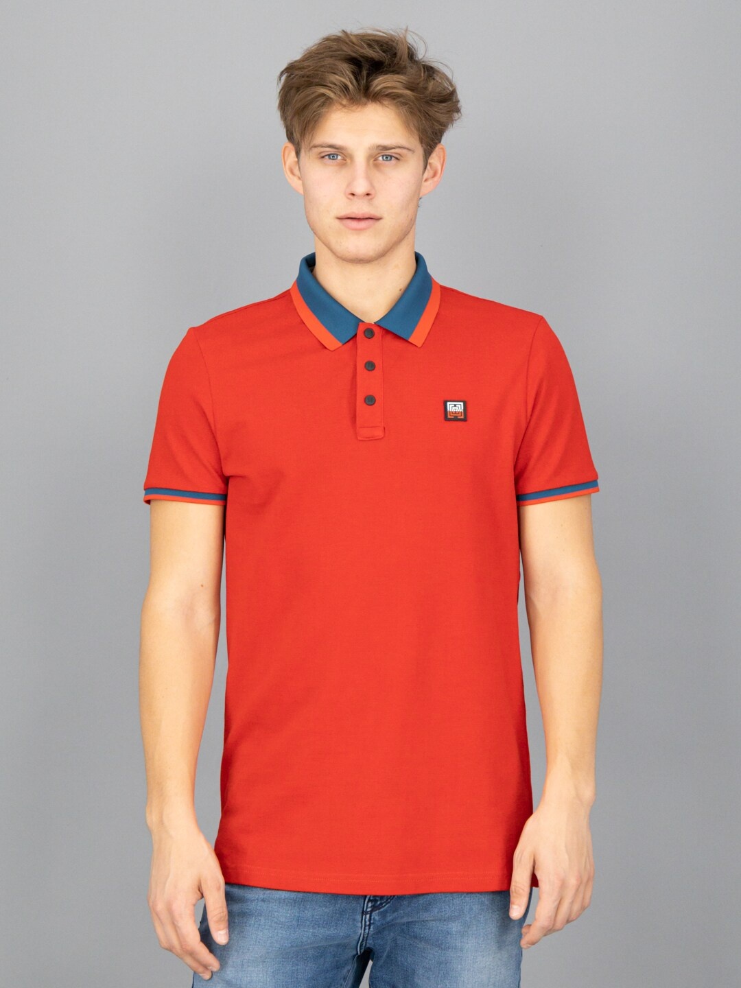 

FREESOUL Men Red Polo Collar Pure Cotton T-shirt