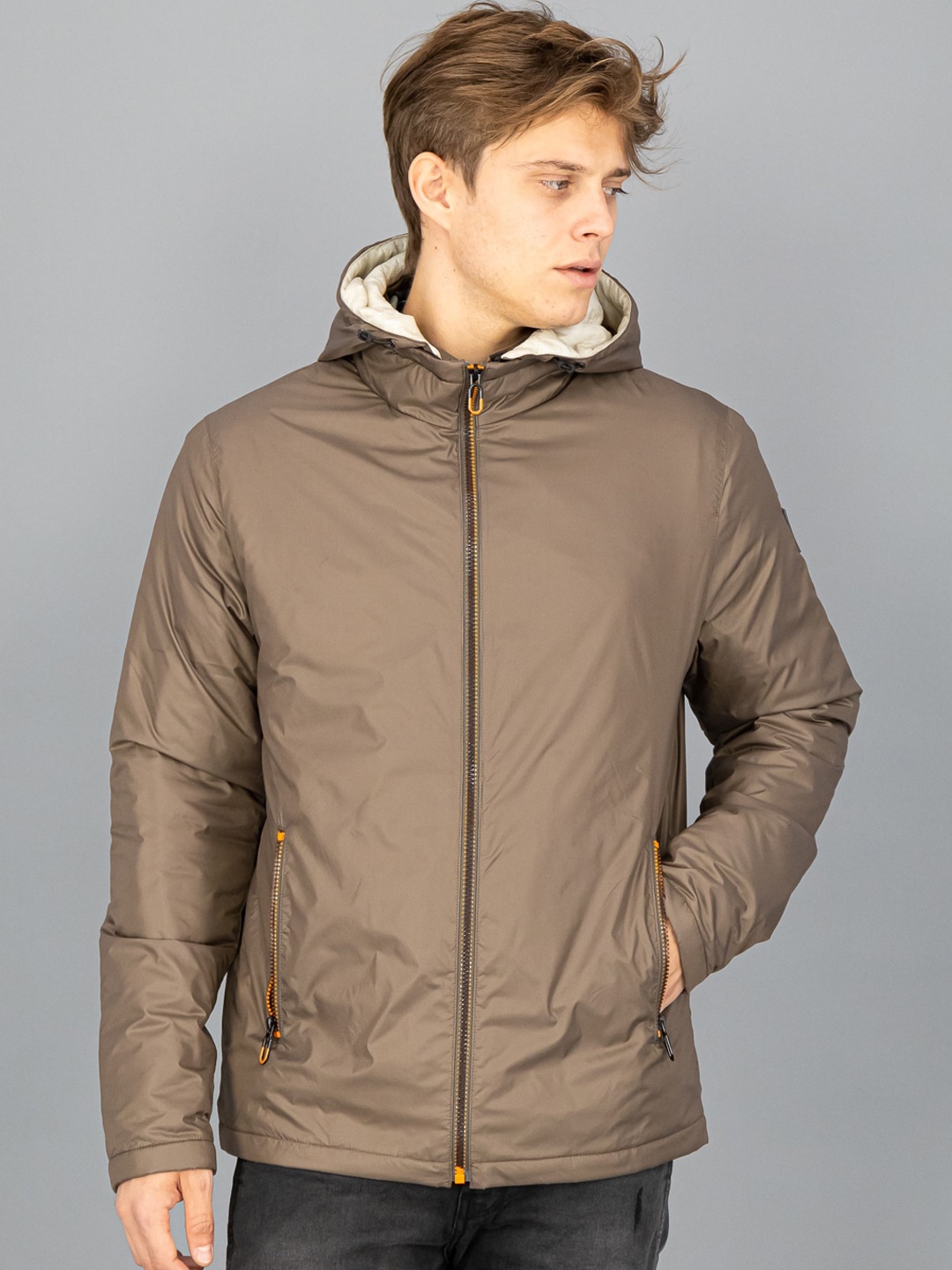 

FREESOUL Men Brown Solid Long Sleeves Hooded Puffer Jacket