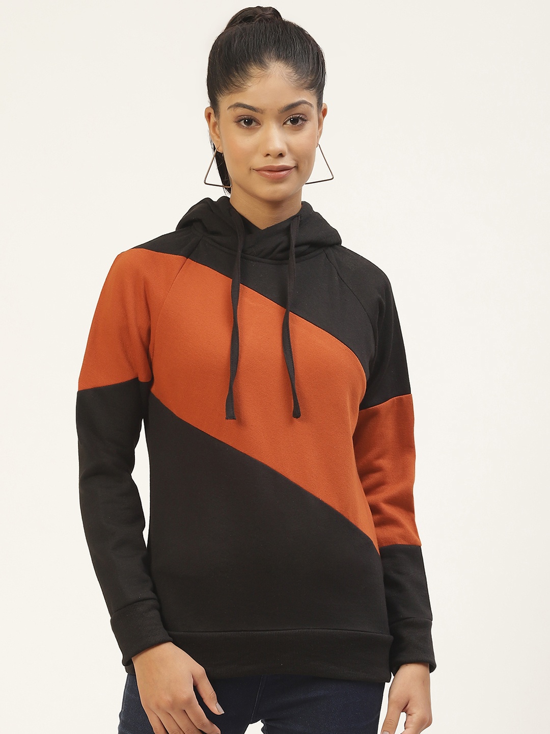 

Alsace Lorraine Paris Women Black Colourblocked Hooded Sweatshirt