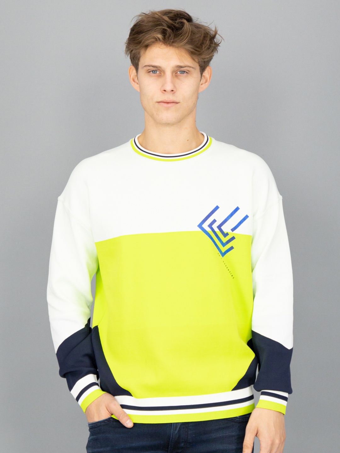 

FREESOUL Men Yellow & White Colourblocked Sweatshirt