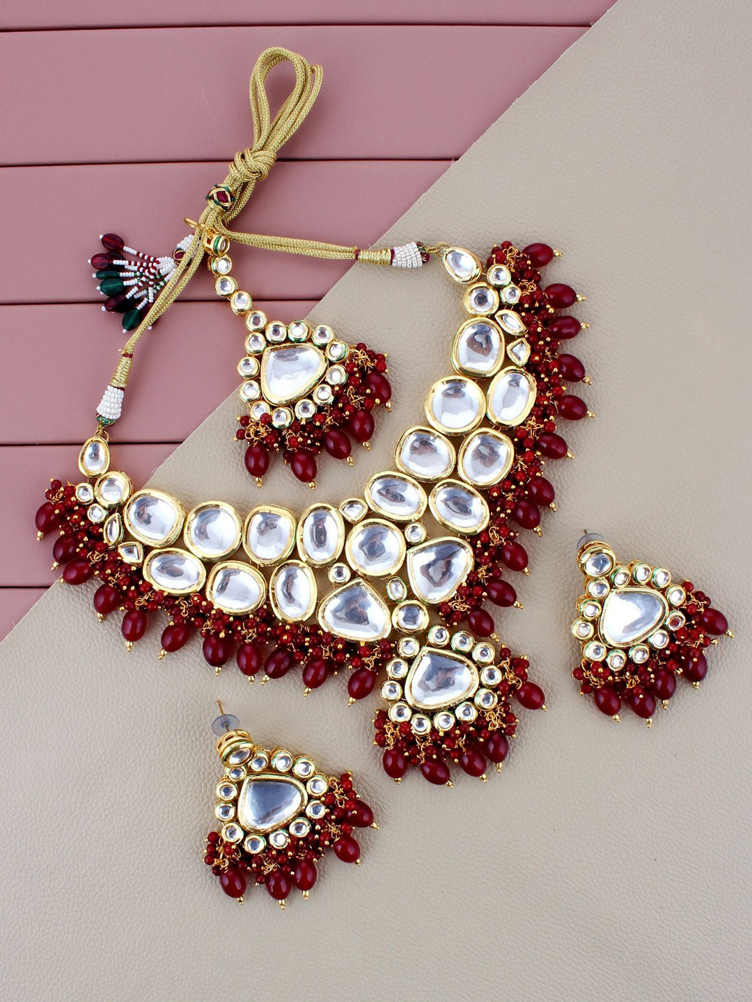

LUCKY JEWELLERY Gold-Plated Kundan & Maroon Beads Studded Jewellery Set