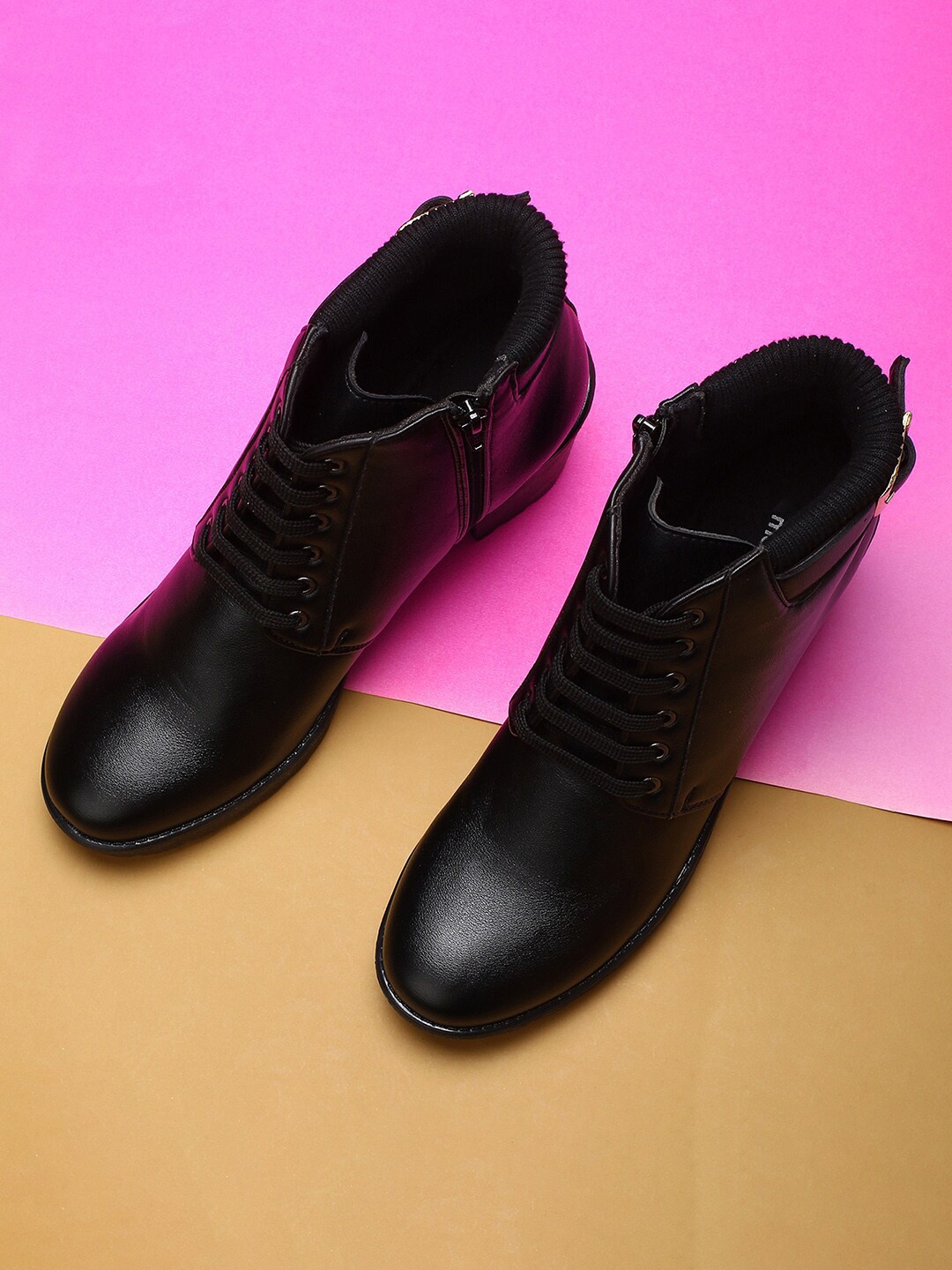 

max Women Mid-Top Lace-Up Regular Boots, Black