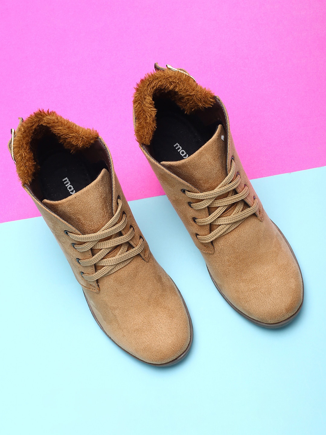 

max Women Faux Fur Trim Lace-Up Regular Boots, Beige