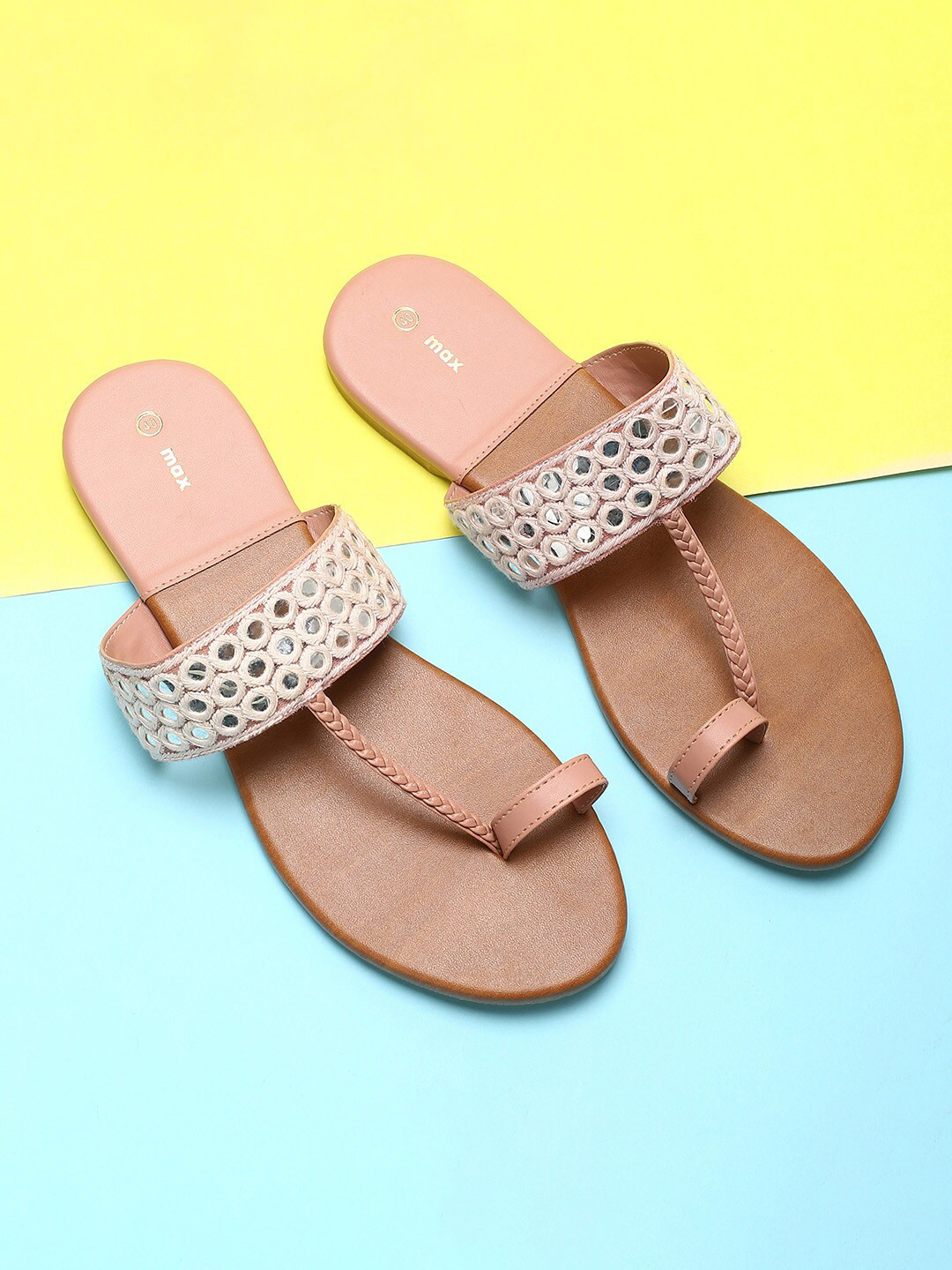 

max Women Pink Embellished PU One Toe Flats